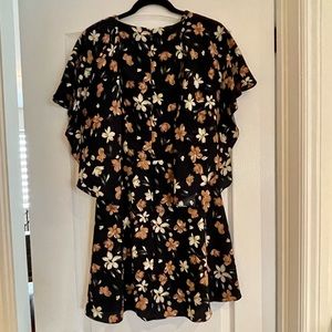 Cute flower navy dress with ruffle sleeves, size small